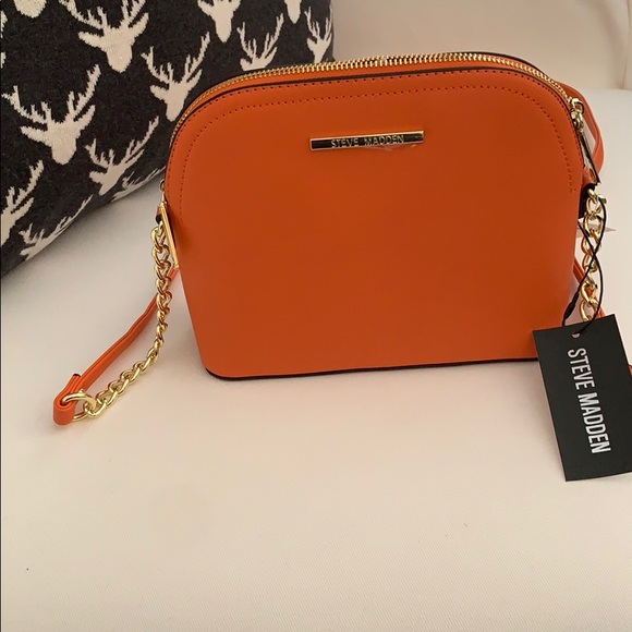 Steve Madden Handbags - NWT Steve Madden Crossbody bag, Orange/gold
